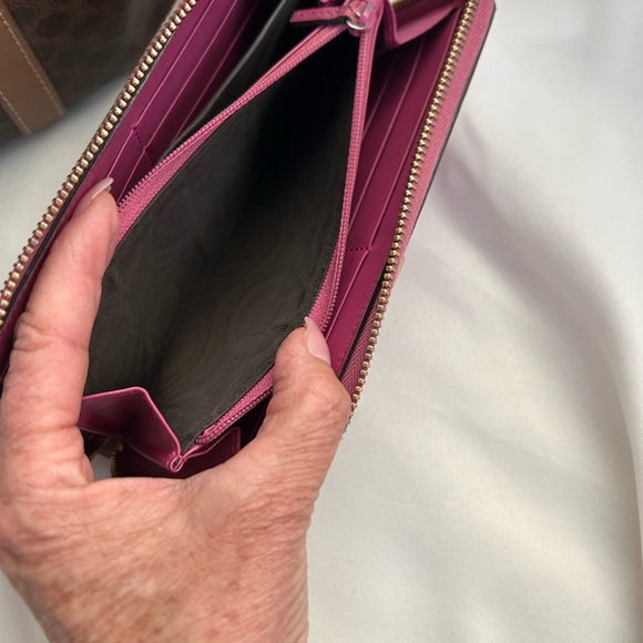 GUCCI Pink Shima Leather Wallet - Authentic - Picture 5 of 6